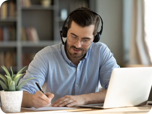 Digitale Aus- und Weiterbildungslehrgänge